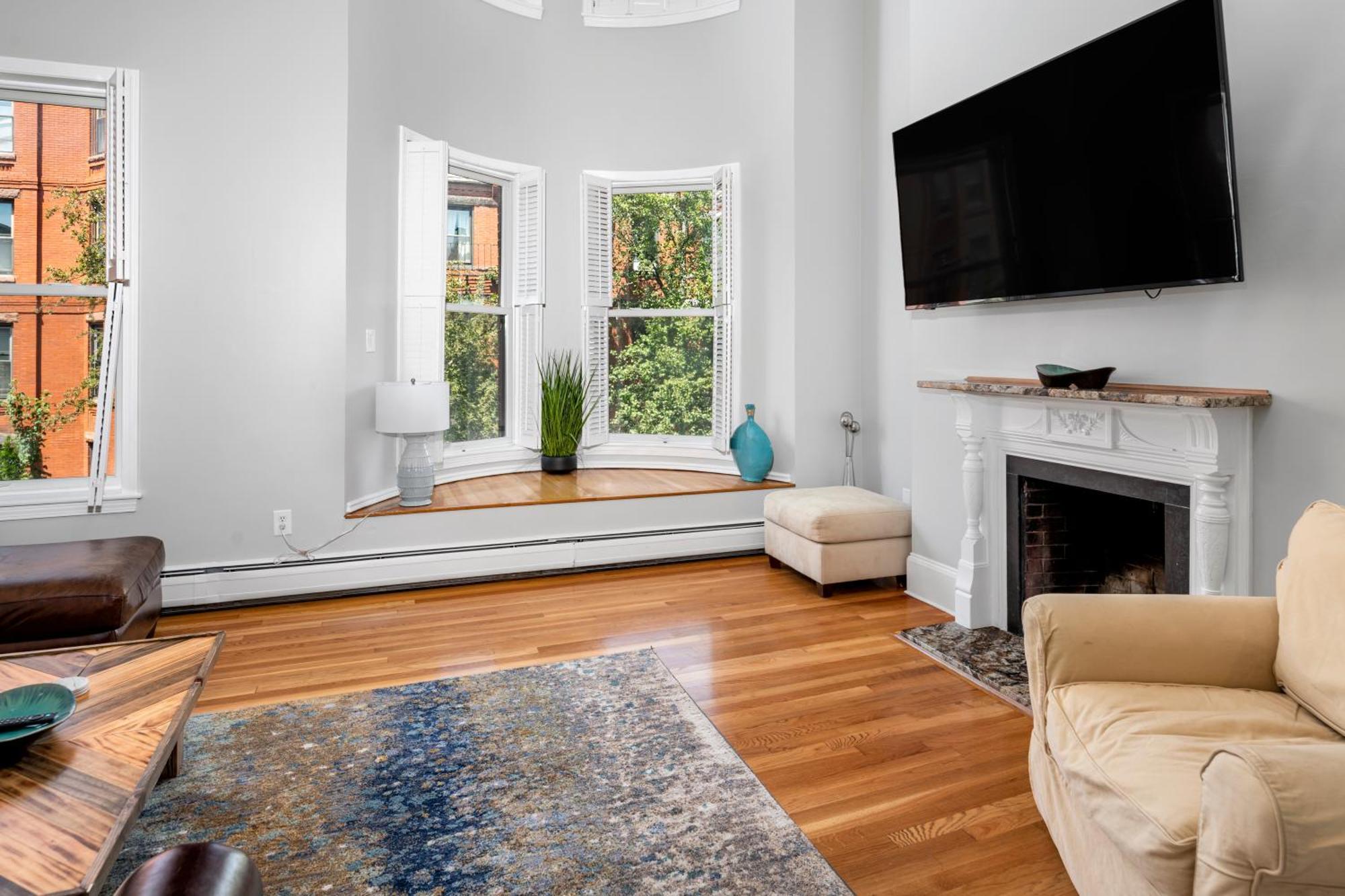 Апартаменты Brownstone Townhouse In Fenway Бостон Экстерьер фото